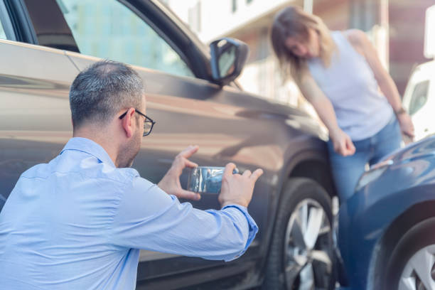 Professional Commercial Auto Insurance technician working in LaSalle, IL